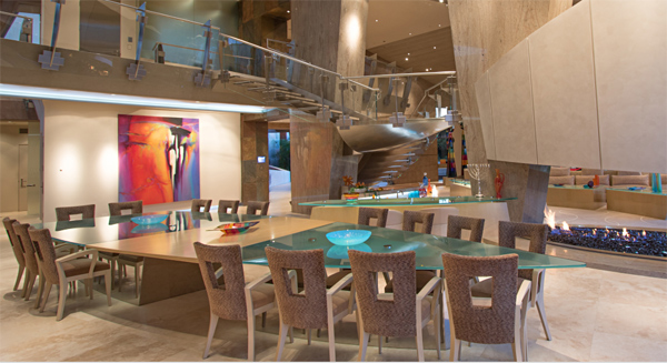 Choáng ngợp với dinh thự 60 triệu USD của đồng sáng lập Qualcomm