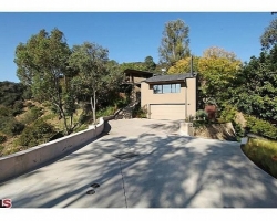 Ngắm biệt thự 6 triệu USD của Robert Pattinson