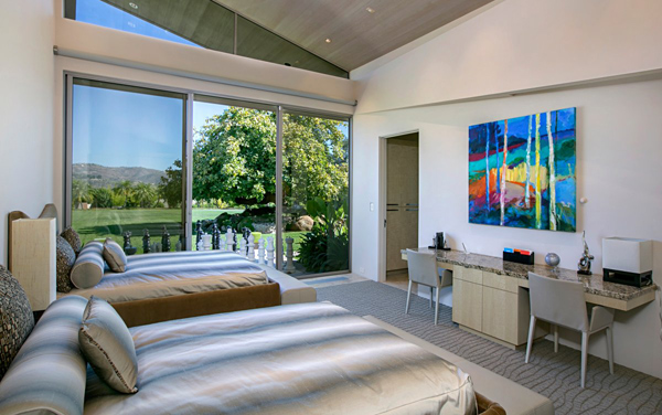 Choáng ngợp với dinh thự 60 triệu USD của đồng sáng lập Qualcomm