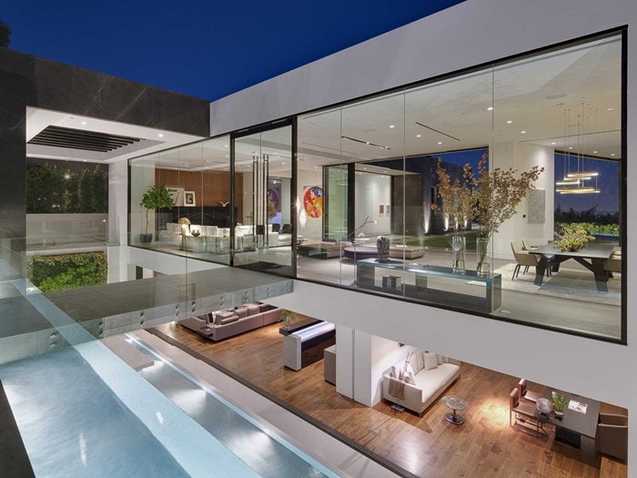 'Đột nhập' biệt thự 25 triệu USD của nhà thiết kế Calvin Klein