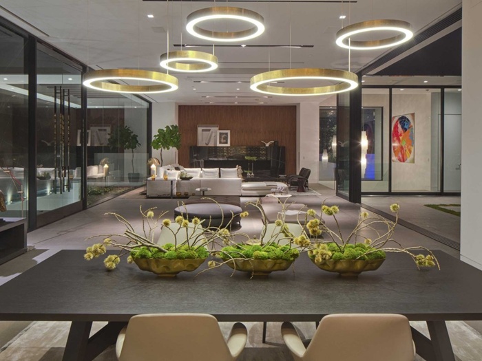 'Đột nhập' biệt thự 25 triệu USD của nhà thiết kế Calvin Klein