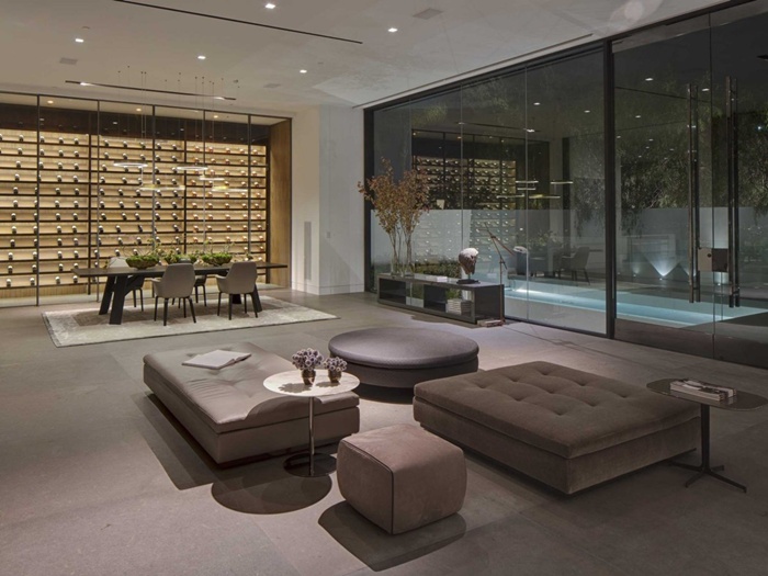 'Đột nhập' biệt thự 25 triệu USD của nhà thiết kế Calvin Klein