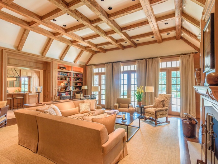 Cận cảnh 'cung điện' đắt giá của 'ông vua tiệc tùng' Mỹ